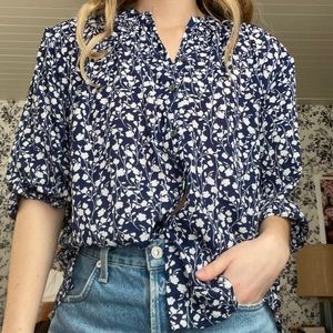 Veronica M flora blue and white blouse extra small (xs)